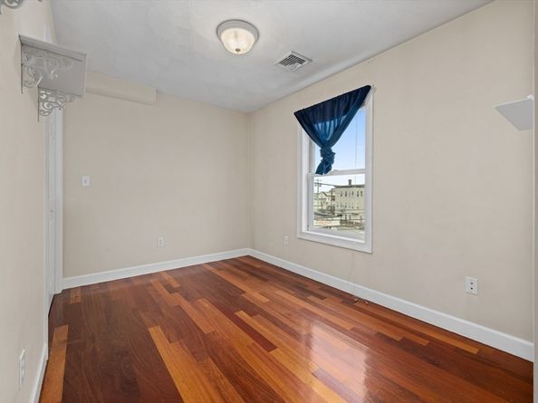 291 Revere St 11, Revere MA 02151