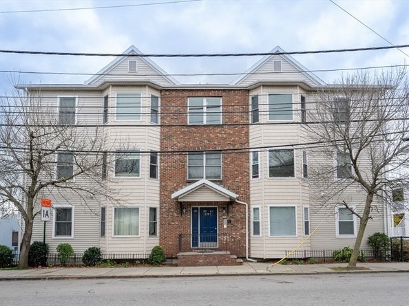 291 Revere St 11, Revere MA 02151