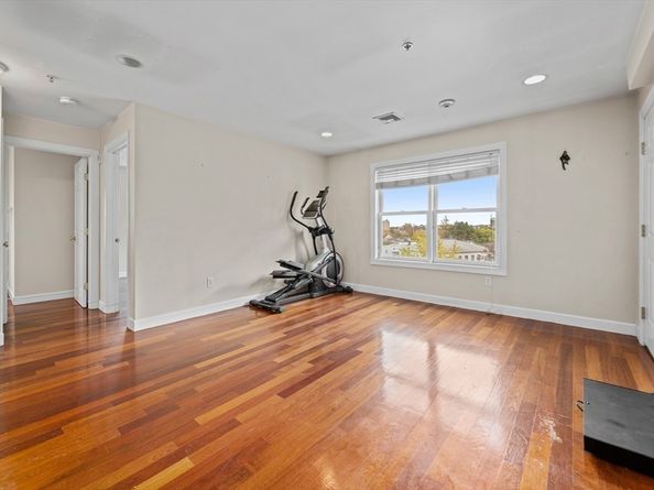 291 Revere St 11, Revere MA 02151