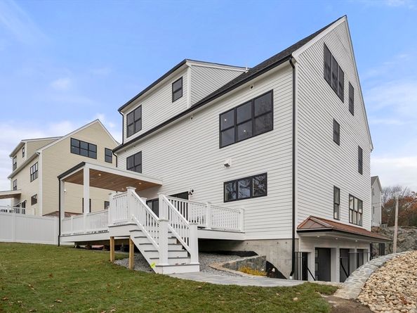 22 Mt. Zion Rd, Melrose MA 02176