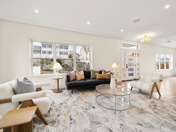 22 Mt. Zion Rd, Melrose MA 02176