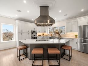 22 Mt. Zion Rd, Melrose MA 02176