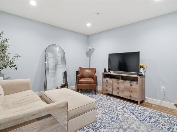 9 Independence Ave 105, Braintree MA 02184