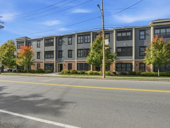 9 Independence Ave 105, Braintree MA 02184