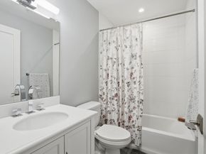 9 Independence Ave 105, Braintree MA 02184