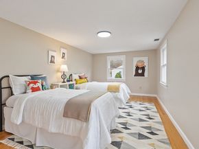 23 Blossom Street, Clinton MA 01510