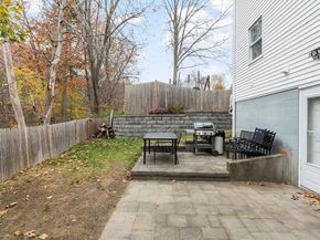 23 Blossom Street, Clinton MA 01510