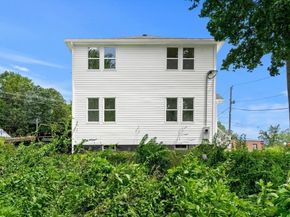 3 Highland Park Ave, Hudson MA 01749