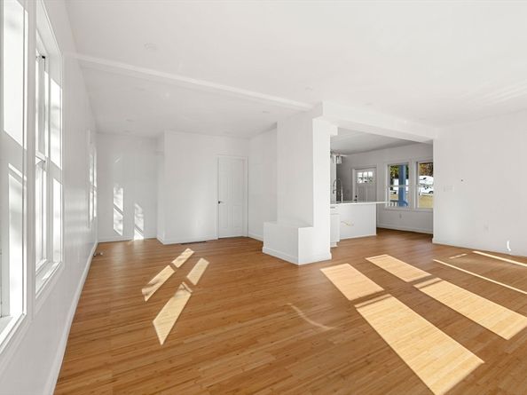 3 Highland Park Ave, Hudson MA 01749