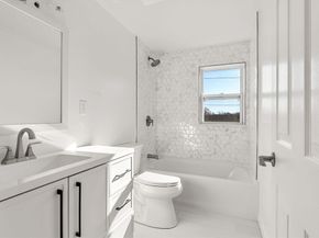 3 Highland Park Ave, Hudson MA 01749