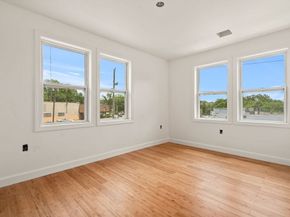 3 Highland Park Ave, Hudson MA 01749