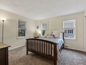 68 Olde Colonial Dr 6, Gardner MA 01440