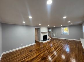 713 Webster St, Marshfield MA 02050