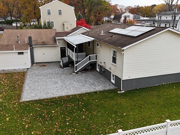 28 Greenwood Ave, Tewksbury MA 01876