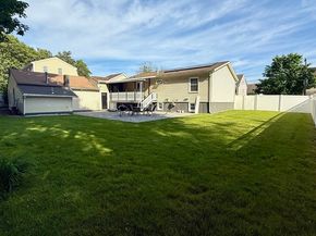 28 Greenwood Ave, Tewksbury MA 01876