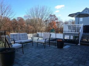 12 Drummer Lane, Leominster MA 01453