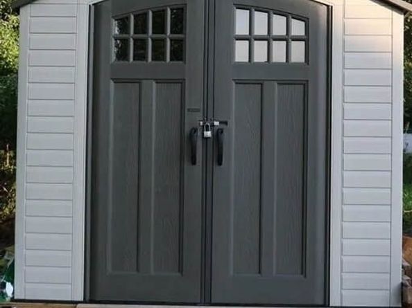 12 Drummer Lane, Leominster MA 01453