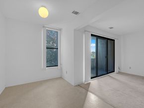 42 Shrewsbury Green Drive I, Shrewsbury MA 01545