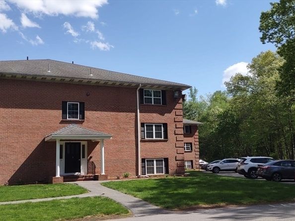 63 Leonard 63, Boxborough MA 01719