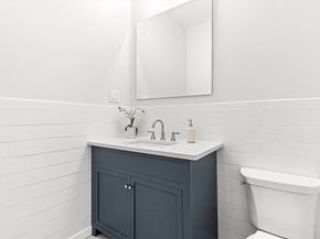 7 Cliff Rd, Wellesley MA 02481