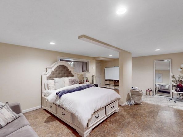 5-B Swan Ave, Worcester MA 01602