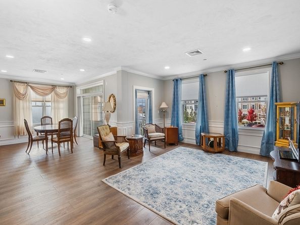 320 Middlesex Ave A208, Medford MA 02155