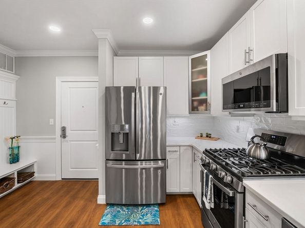 320 Middlesex Ave A208, Medford MA 02155