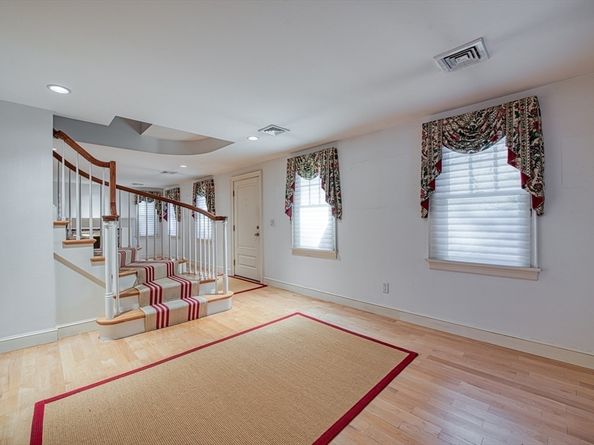 470 Rockland St, Brockton MA 02301