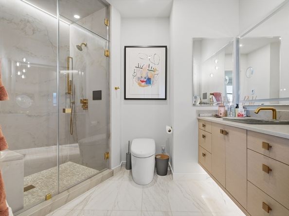 285 Columbus Ave PH 805, Boston MA 02116