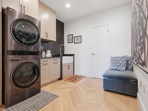 285 Columbus Ave PH 805, Boston MA 02116