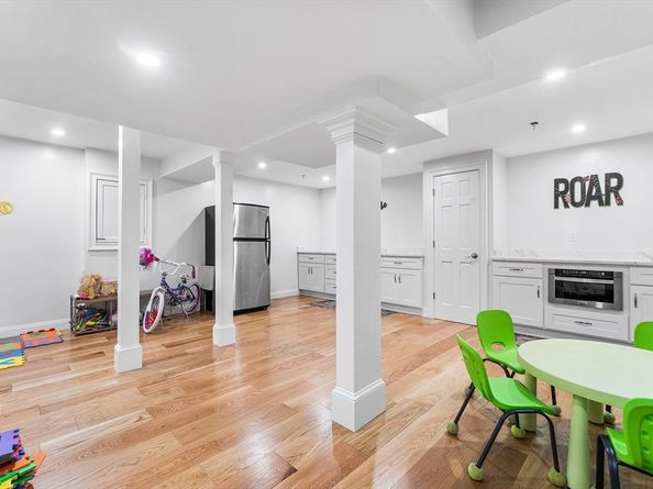 107 Meadow Ln 0000A7, Randolph MA 02368