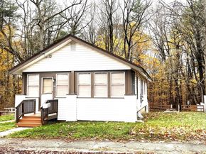 53 Lake Ellis Rd, Athol MA 01331