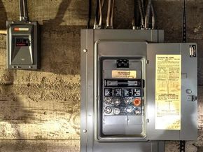 53 Lake Ellis Rd, Athol MA 01331