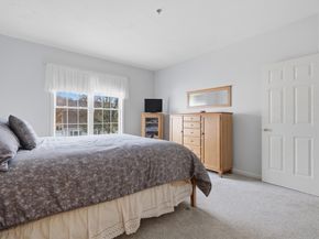 36 Cambridge Rd 40, Woburn MA 01801