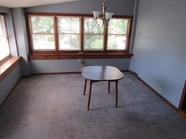 30 Taft Ave, Mendon MA 01756