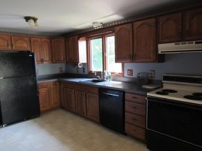 30 Taft Ave, Mendon MA 01756