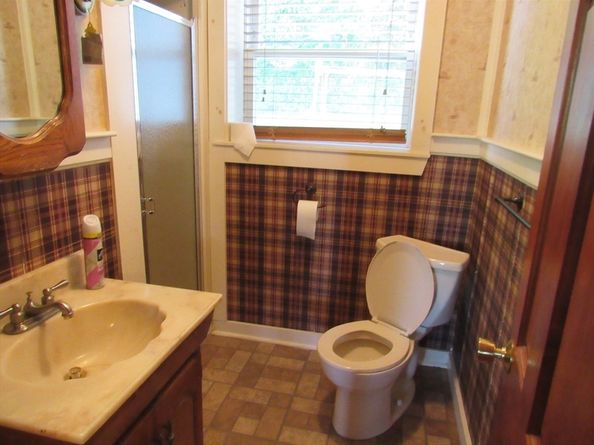 30 Taft Ave, Mendon MA 01756