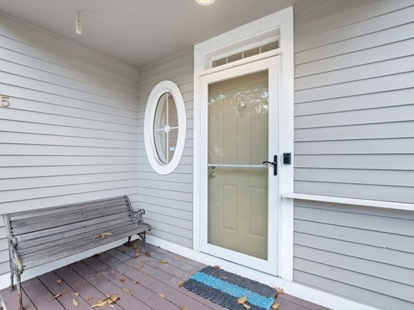 15 Kings Way 25, Waltham MA 02451