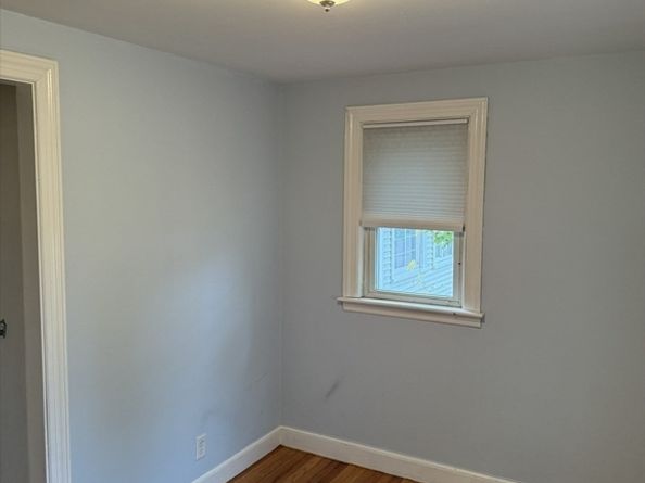 49 Hawthorn St, Newton MA 02458