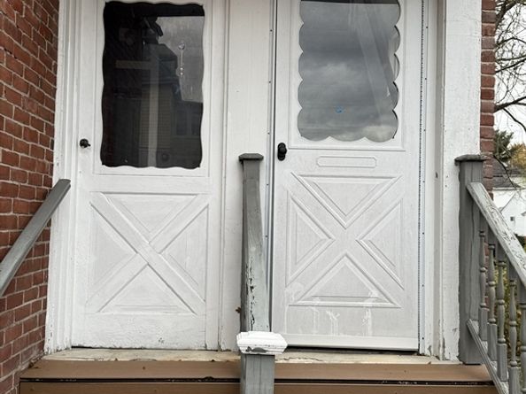 49 Hawthorn St, Newton MA 02458