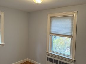 49 Hawthorn St, Newton MA 02458