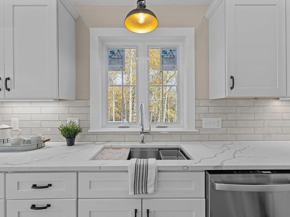 514. Park Street, Stoughton MA 02072