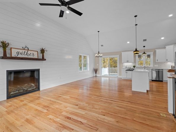 514. Park Street, Stoughton MA 02072