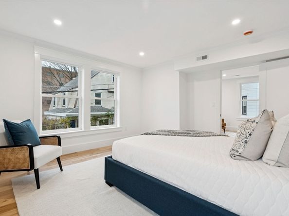 15 Spring Hill Ter, Somerville MA 02143