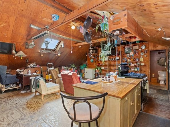 368 Essex Ave, Gloucester MA 01930