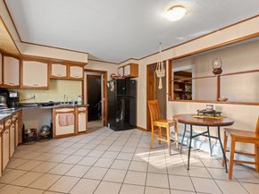 368 Essex Ave, Gloucester MA 01930