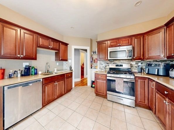 84 Bailey St, Boston MA 02124