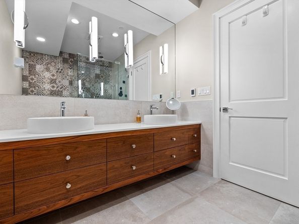 131 Saint Botolph St 1, Boston MA 02115