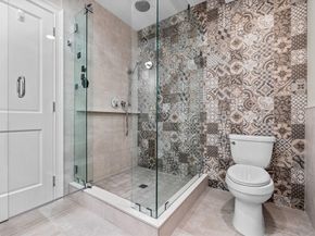 131 Saint Botolph St 1, Boston MA 02115