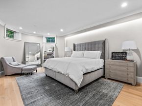 131 Saint Botolph St 1, Boston MA 02115